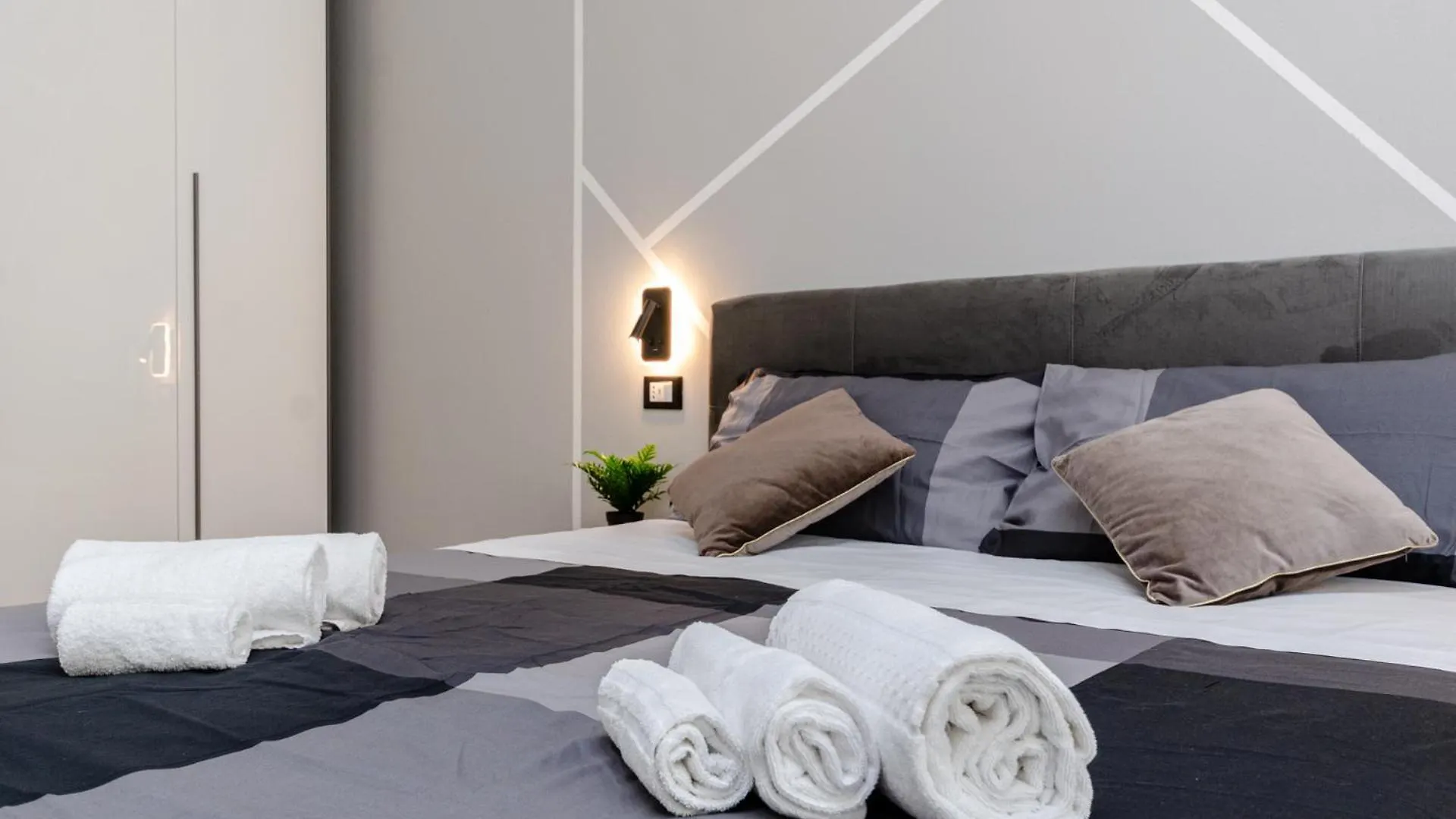 Apartman Vivimihome - Vivi I Navigli Elegante E Centrale Milánó